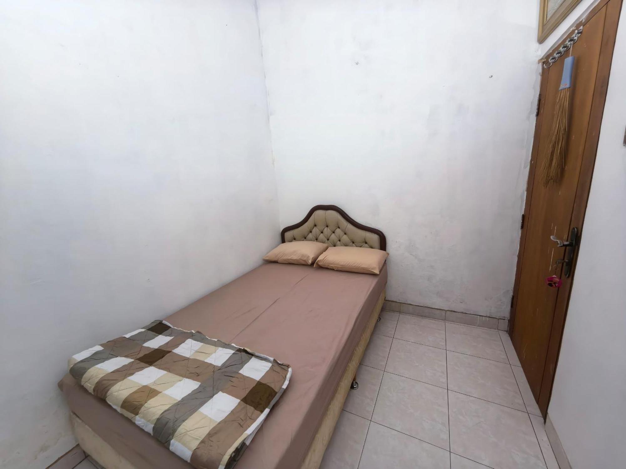 Mutiara Babarsari Homestay Jogja 요그야카르타 외부 사진